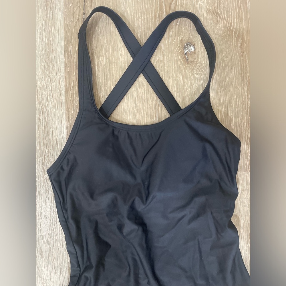 Quince Italian Cross-Back Black One-Piece Swimsuit - Picture 6 of 9